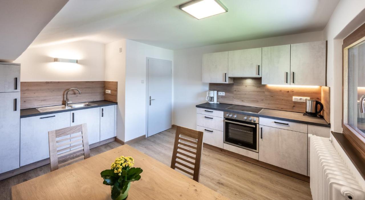 Apartments Sayonara كاستيلِروتّو المظهر الخارجي الصورة